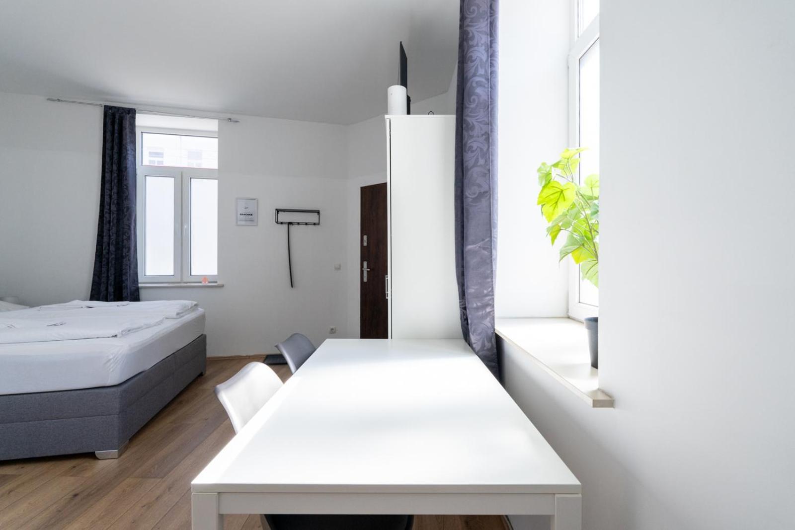 Farawayhomes 43