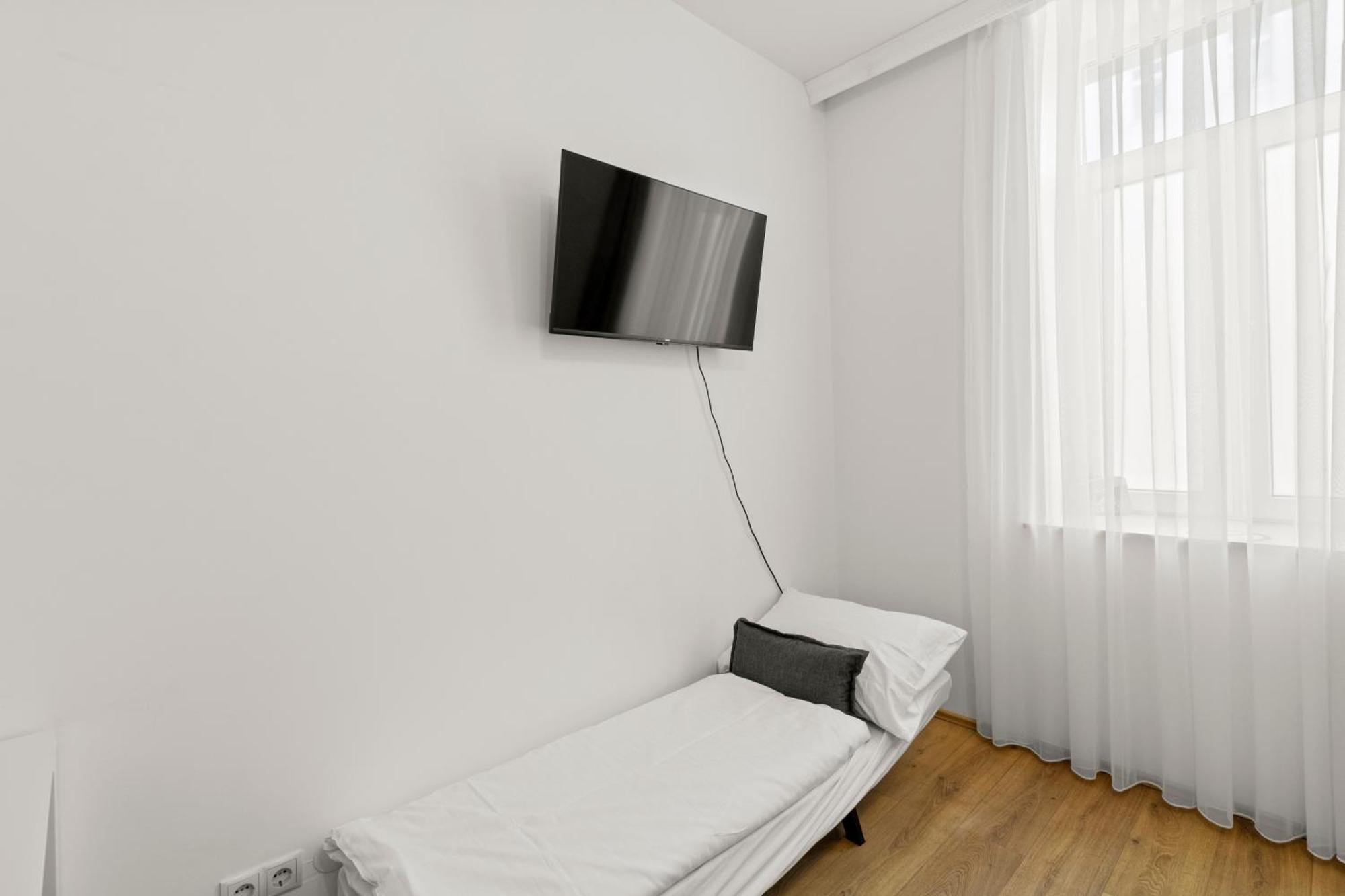Farawayhomes 43 Vienna